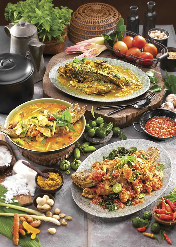 Kerapu Bumbu Nyonya & Kerapu Gulai Tasik & Kerapu Goreng Asam Pedas - AMANAIA