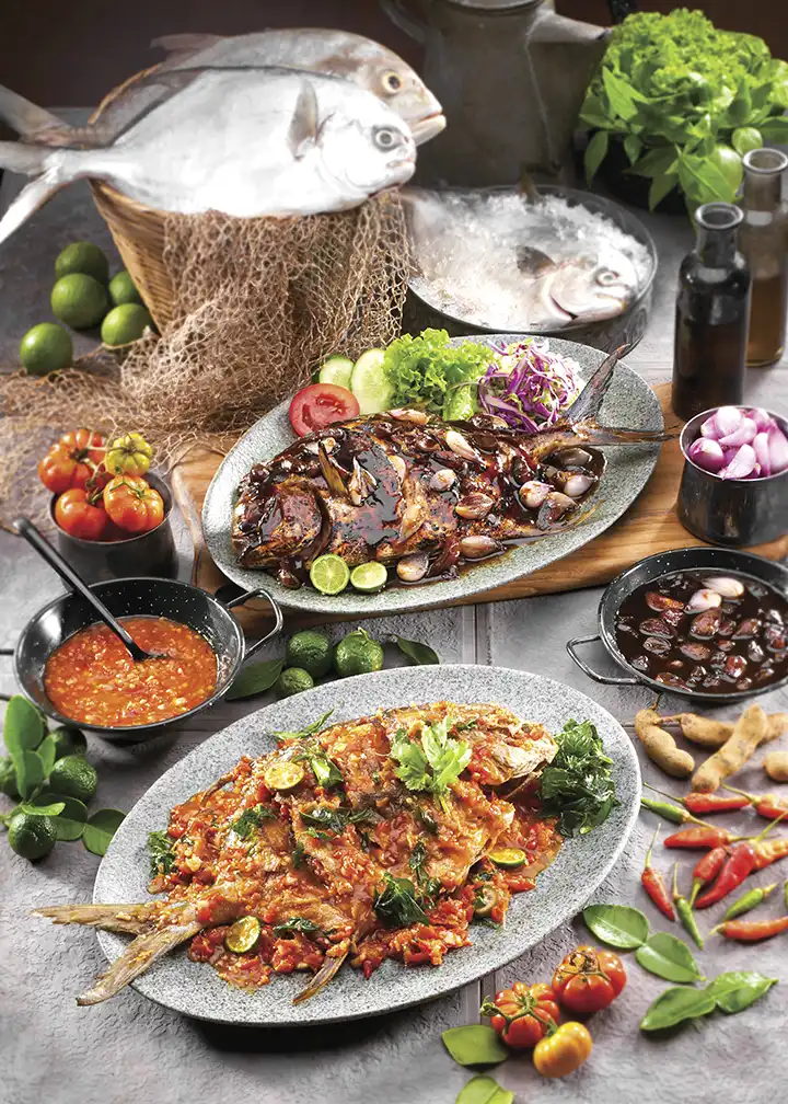 Bawal Goreng Asam Pedas & Bawal Bakar Parape - AMANAIA