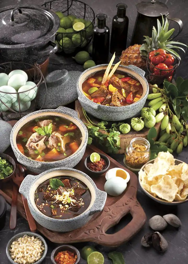 Iga Garang Asam, Sop Buntut & Rawon Sengkel - AMANAIA