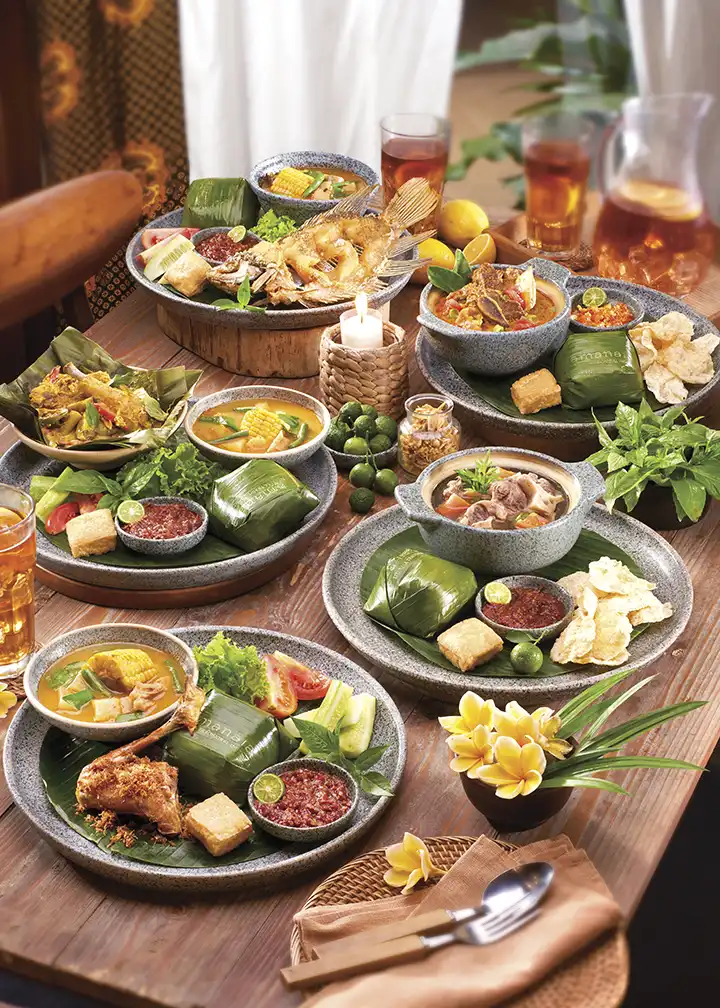 Paket Ayam Goreng Lengkuas & Paket Ayam Garang Asam, Paket Gurame Goreng, Paket Soto Tangkar & Paket Sop Buntut di Amanaia